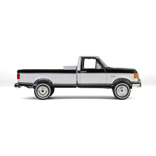 F-250 with Tool Box