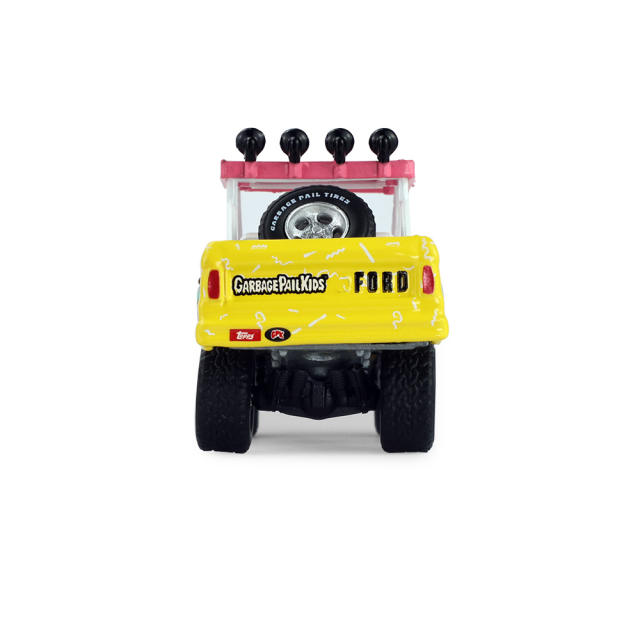 40周年纪念版 - Bronco BAJA越野车  - “Adam Bomb”涂装