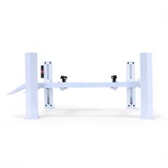 四柱举升机 - 白色